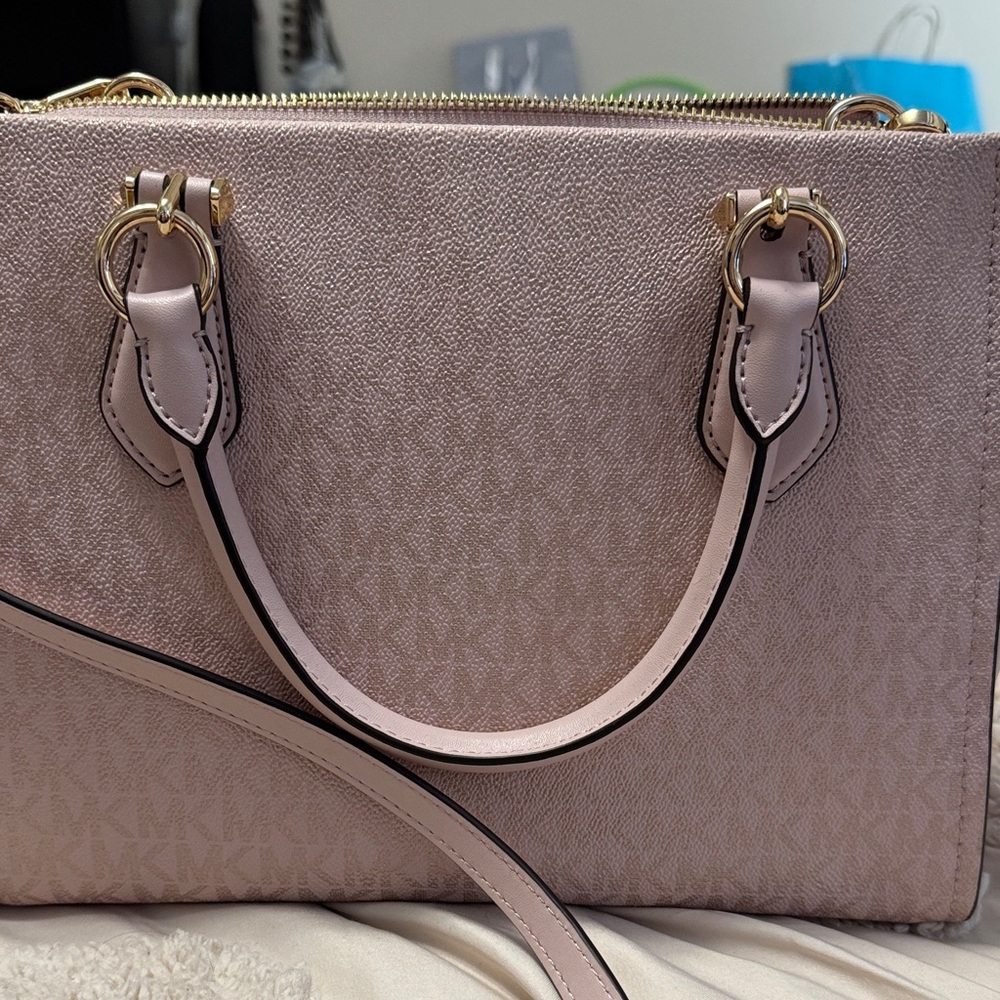 Women’s Blush Pink Tote Handbag - Gold Hardware